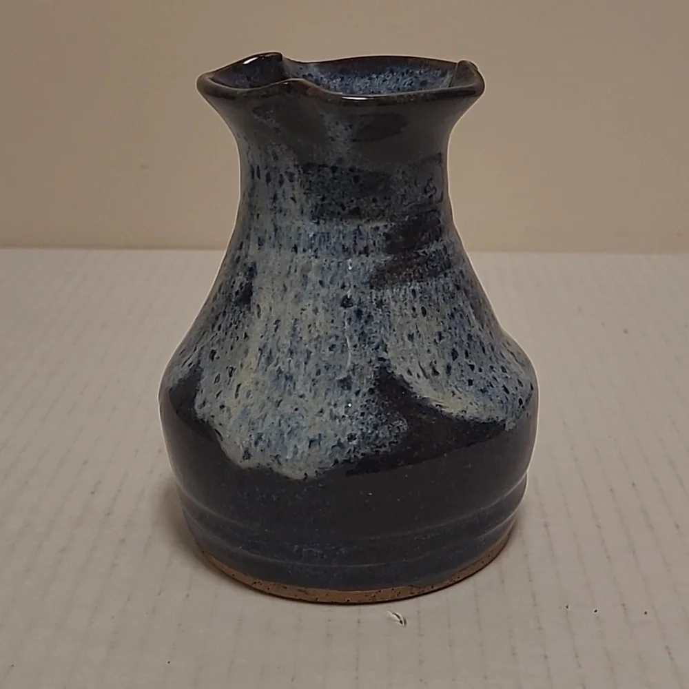 Beautiful Signed Pottery Vase